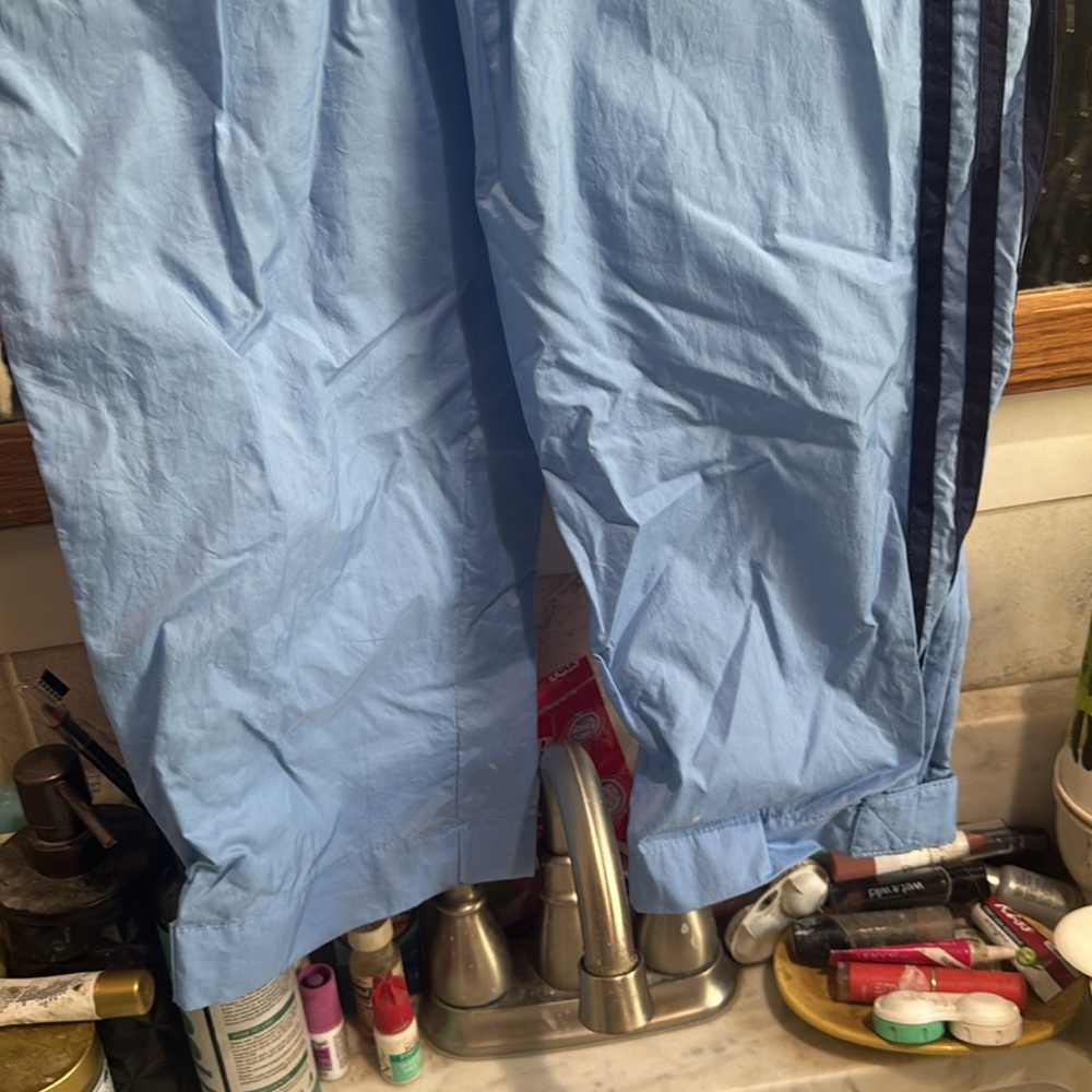 Adidas pants - Picture 4 of 9